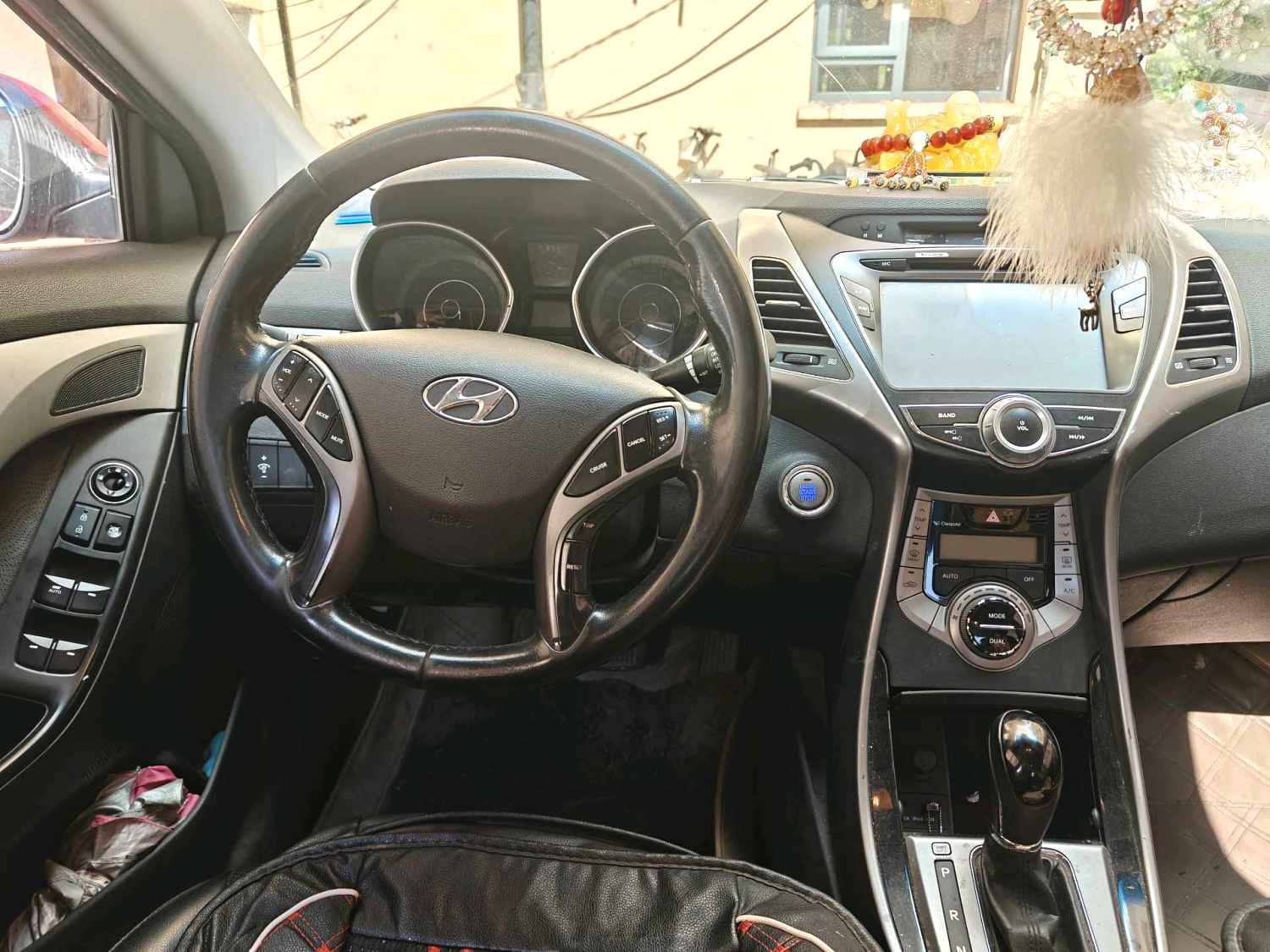 2013 Hyundai Elantra - Main View