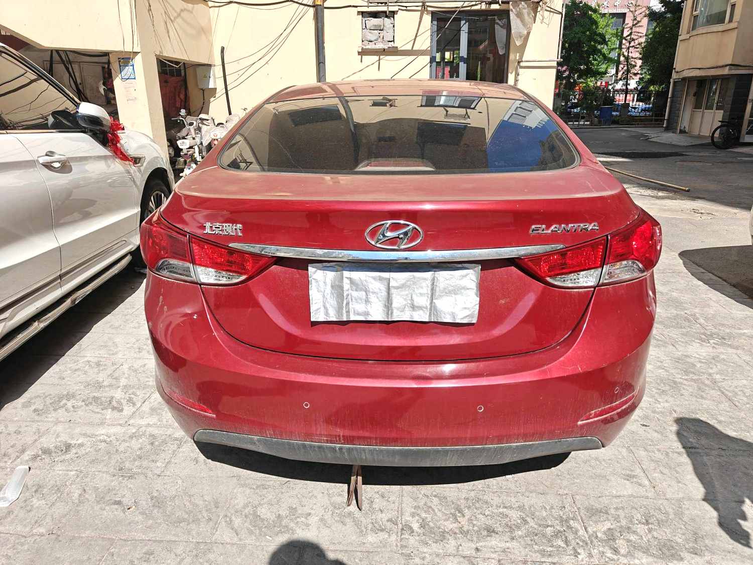 2013 Hyundai Elantra - Main View