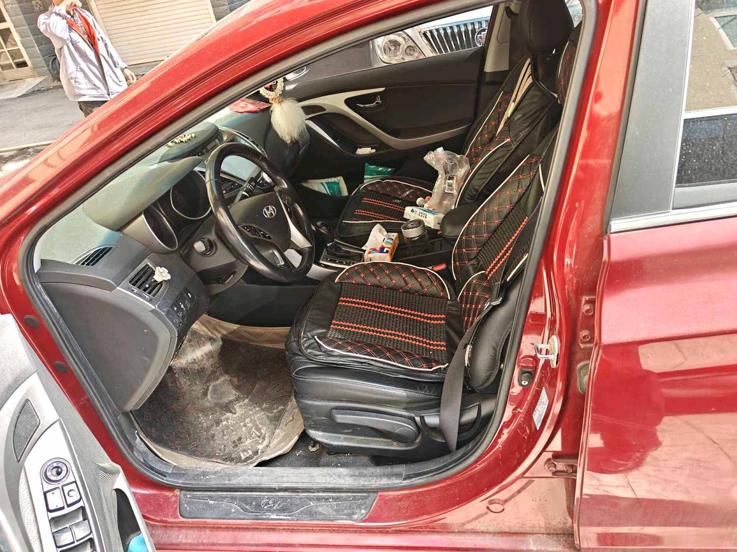 2013 Hyundai Elantra - Main View