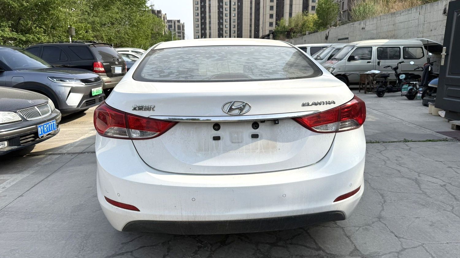 2014 Hyundai Elantra - Main View