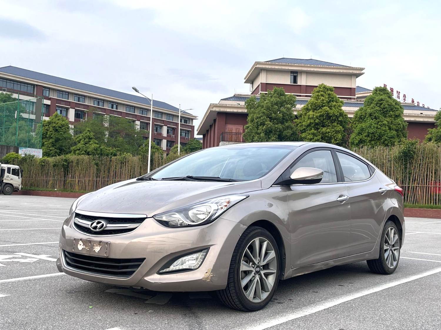 2015 Hyundai Elantra - Main View