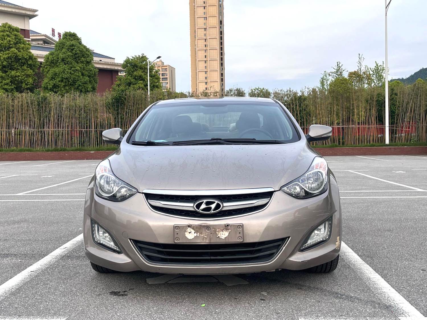 2015 Hyundai Elantra - Main View