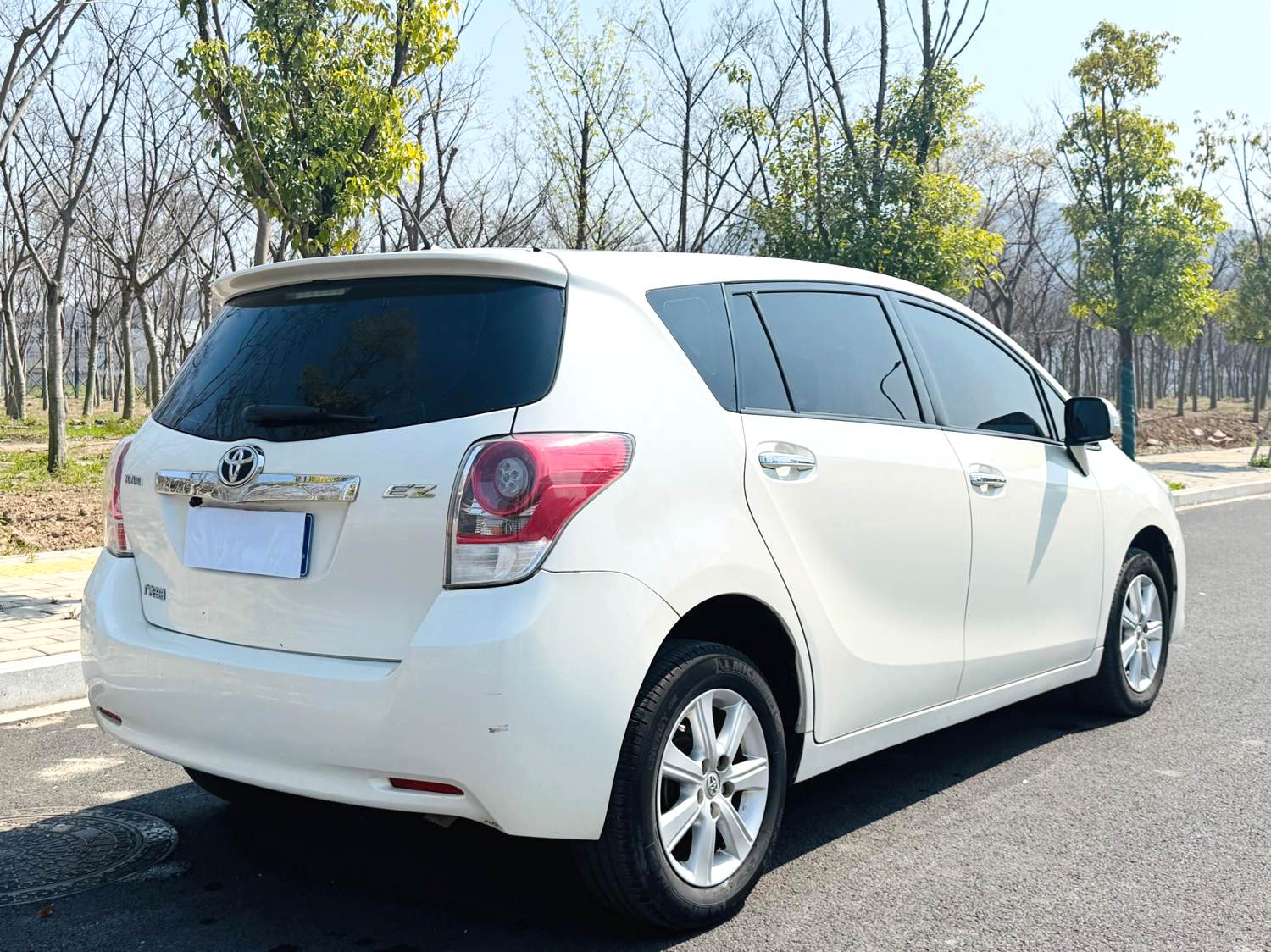 2016 Toyota E'Z - Main View