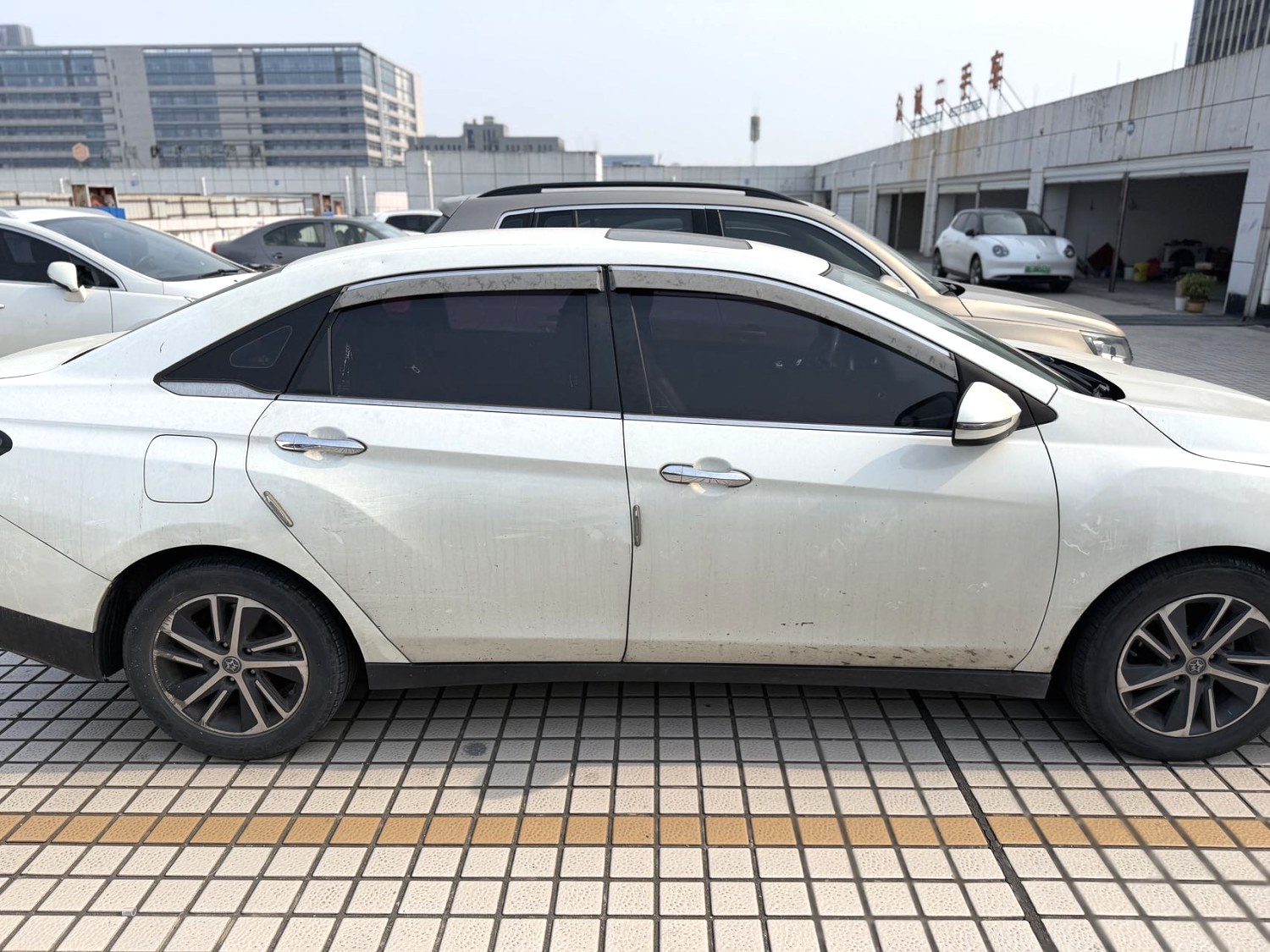 2018 Venucia D60 - Main View