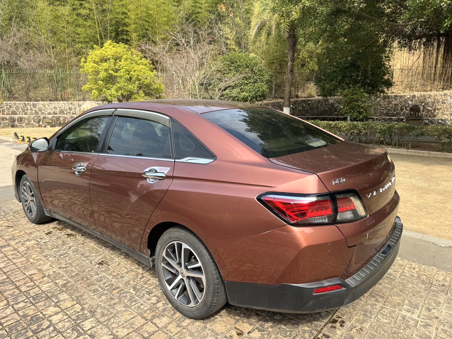 2017 Venucia D60 - Main View
