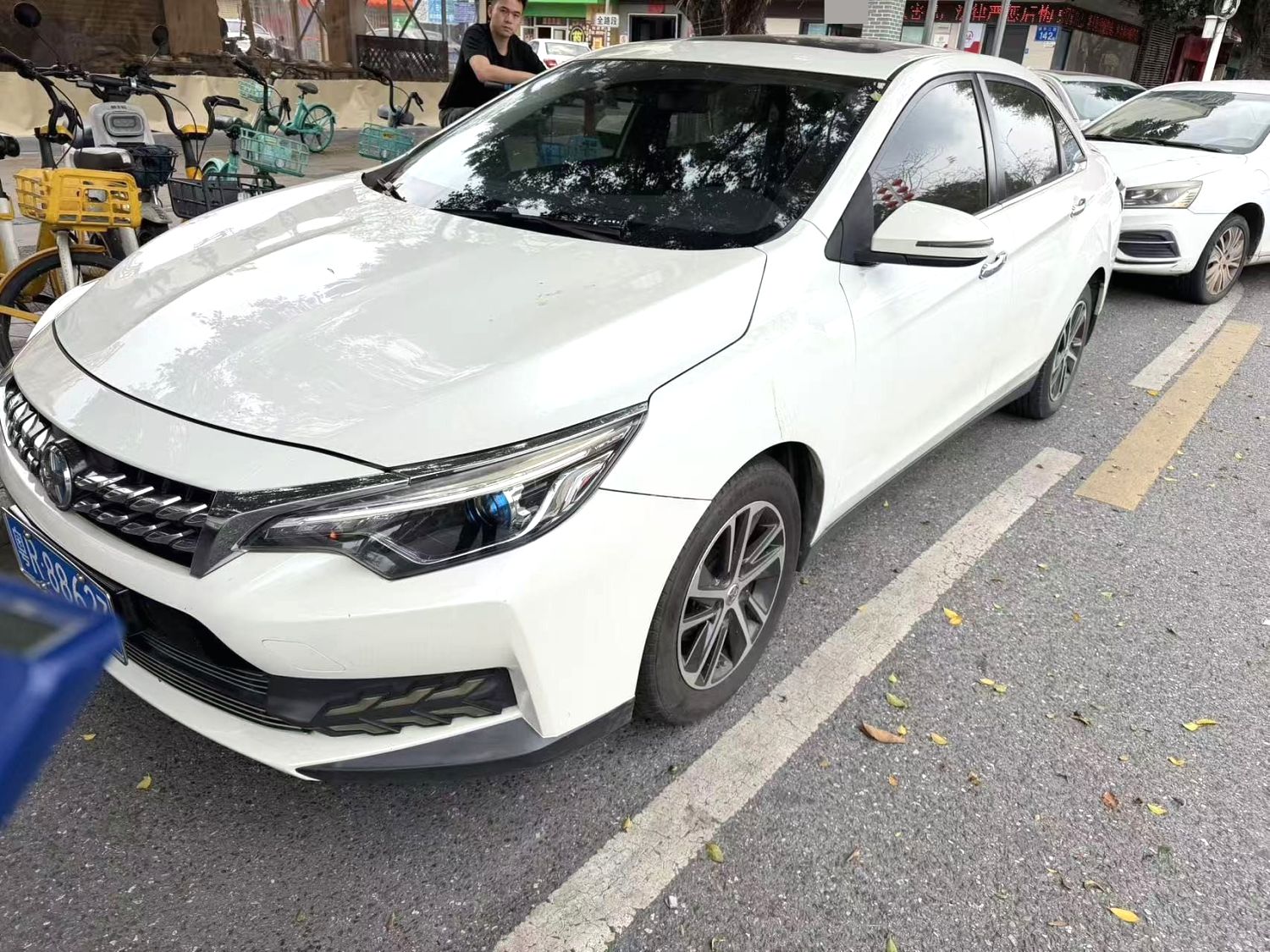 2018 Venucia D60 - Main View