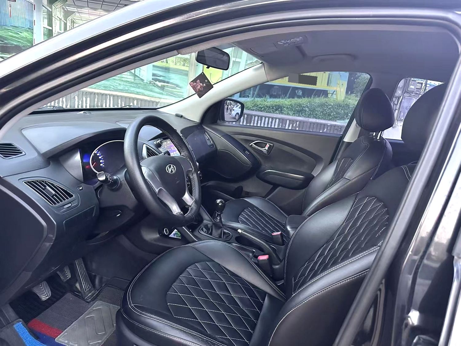 2014 Hyundai ix35 - Main View