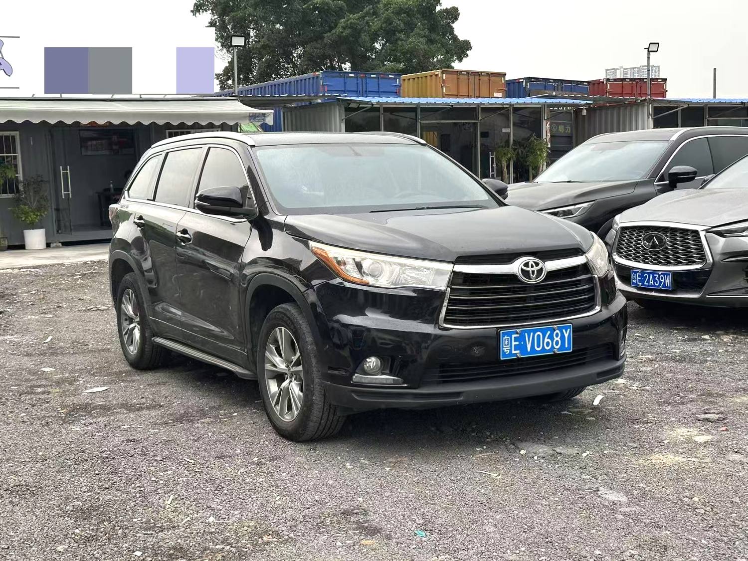 2017 Toyota Highlander - Main View