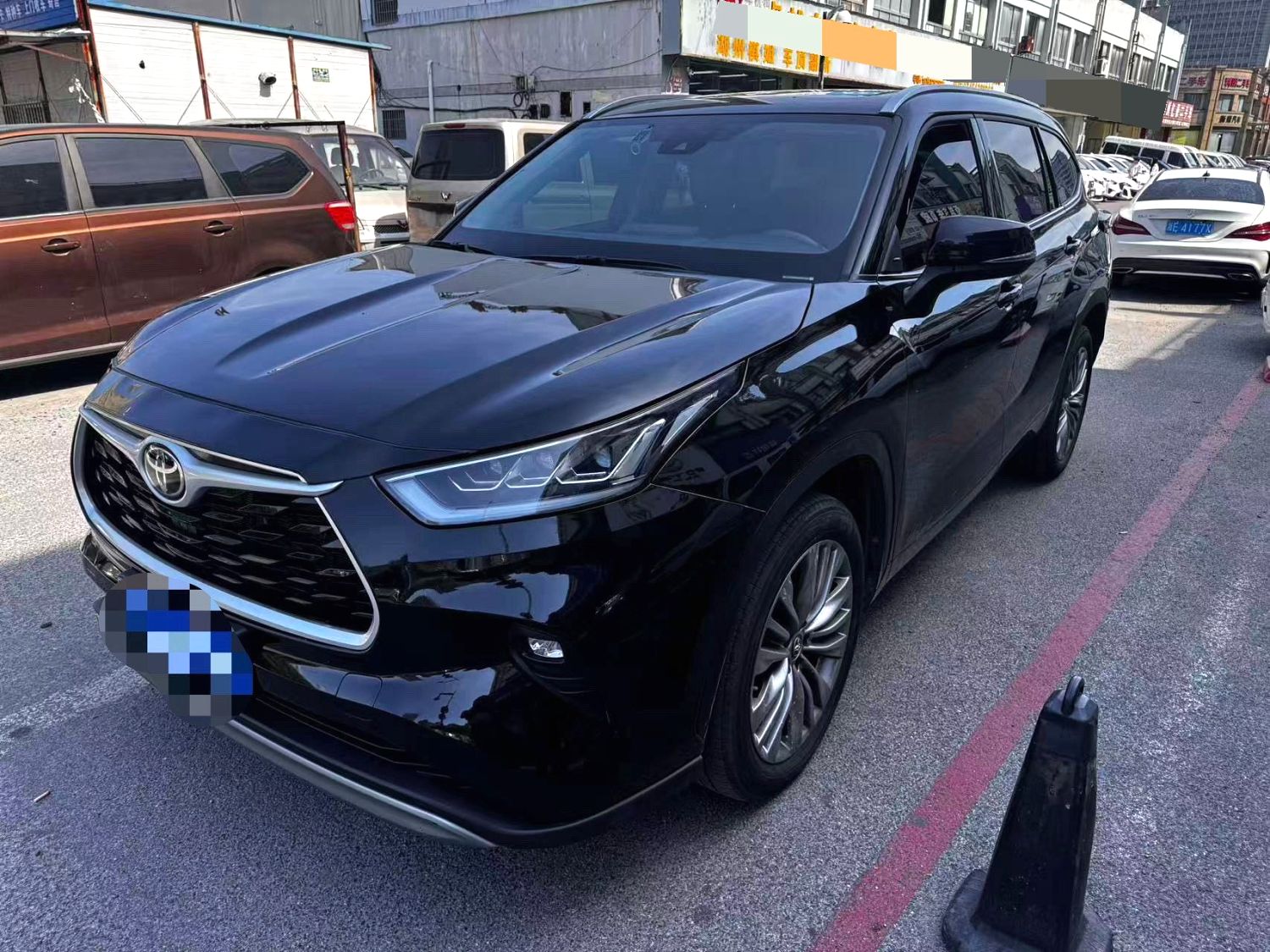 2024 Toyota Highlander - Main View
