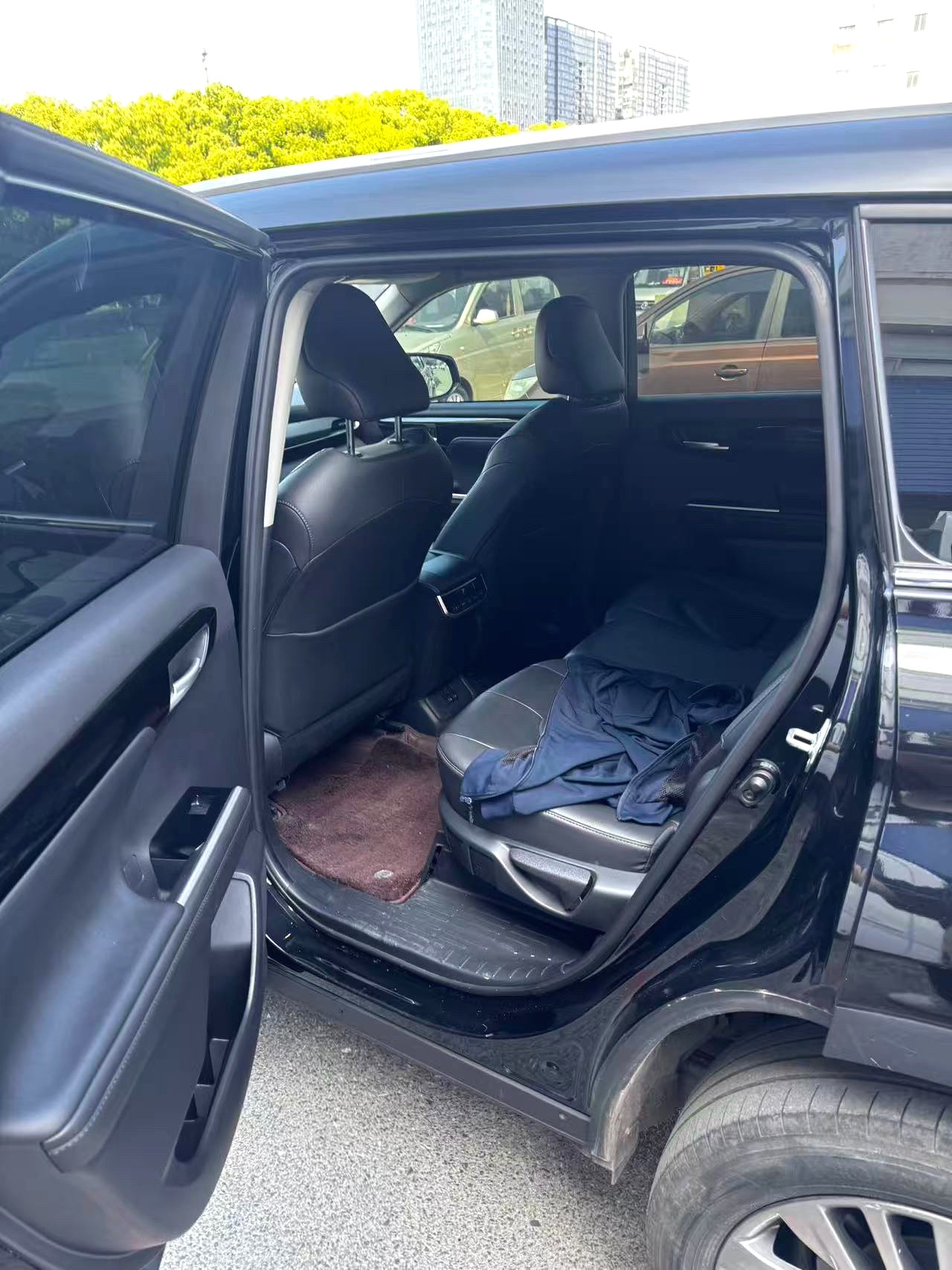 2024 Toyota Highlander - Main View