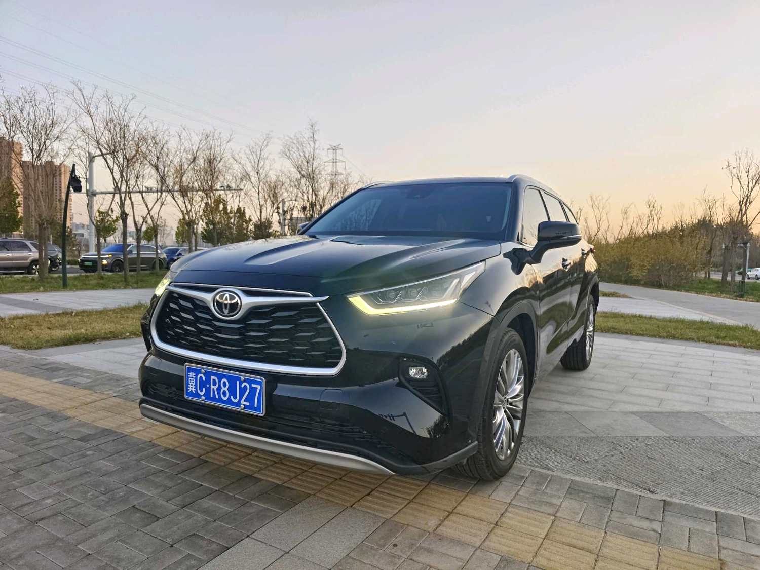 2024 Toyota Highlander - Main View