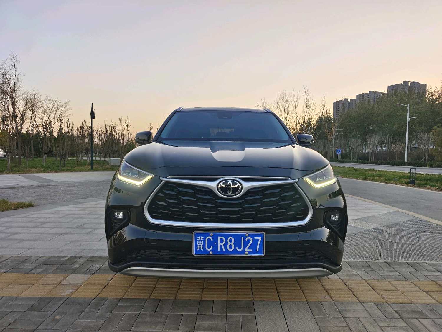 2024 Toyota Highlander - Main View