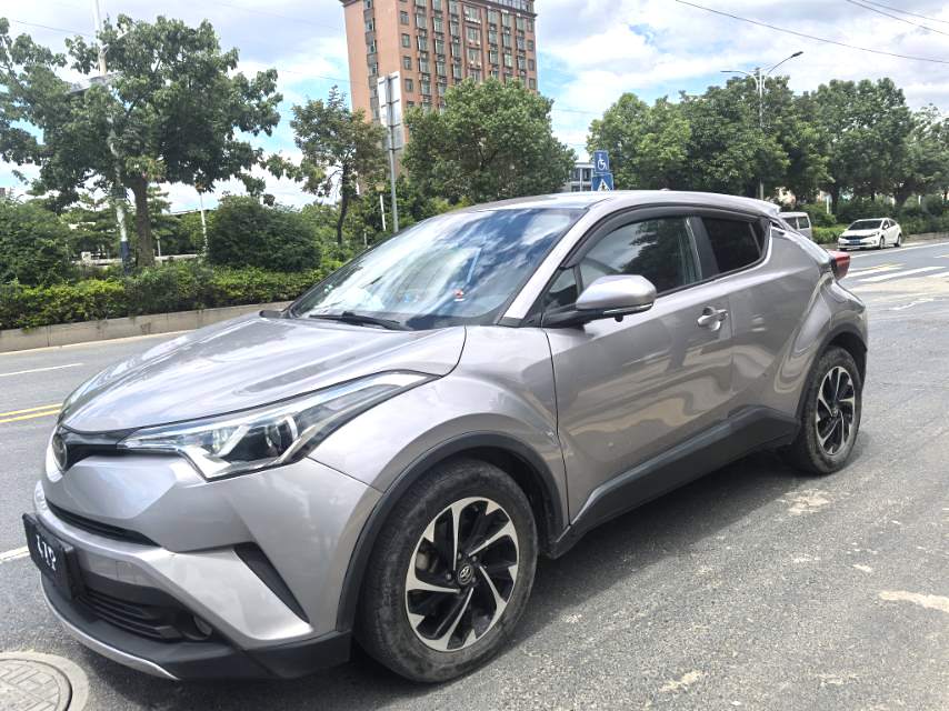 2018 Toyota IZOA - Main View