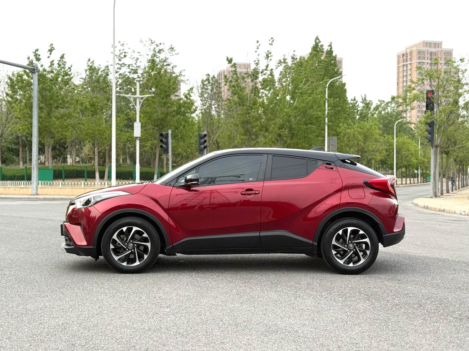 2018 Toyota IZOA - Main View