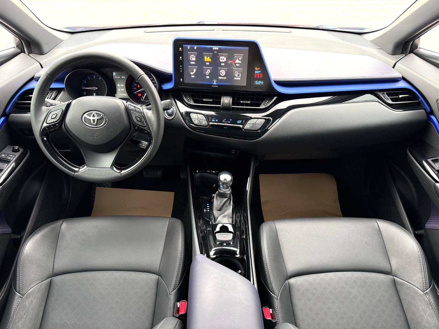2018 Toyota IZOA - Main View