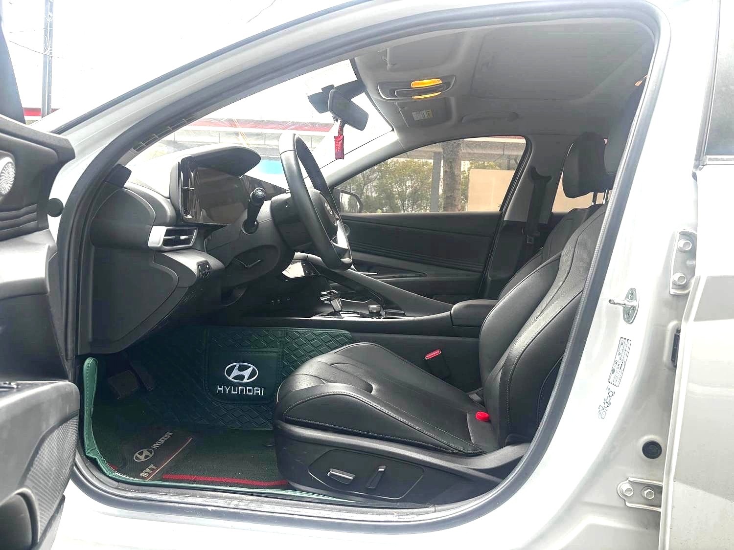2021 Hyundai Elantra - Main View