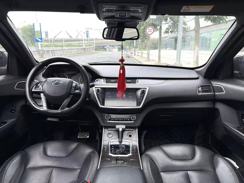 2017 Landwind X7 - Main View