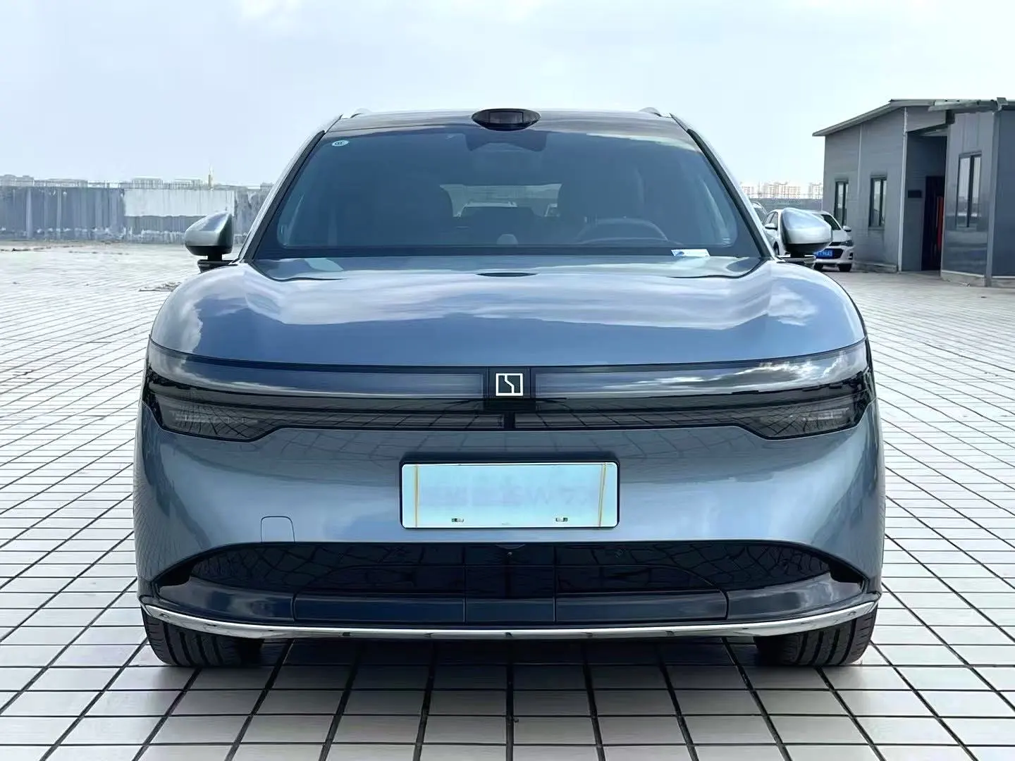 2025 Zeekr 7X - Main View