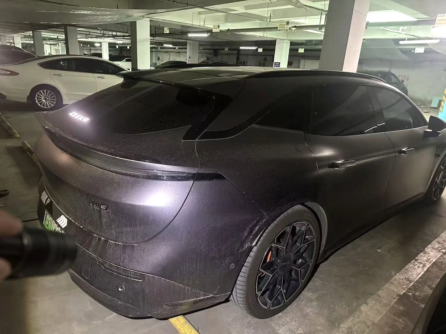 2025 Zeekr 7X - Main View