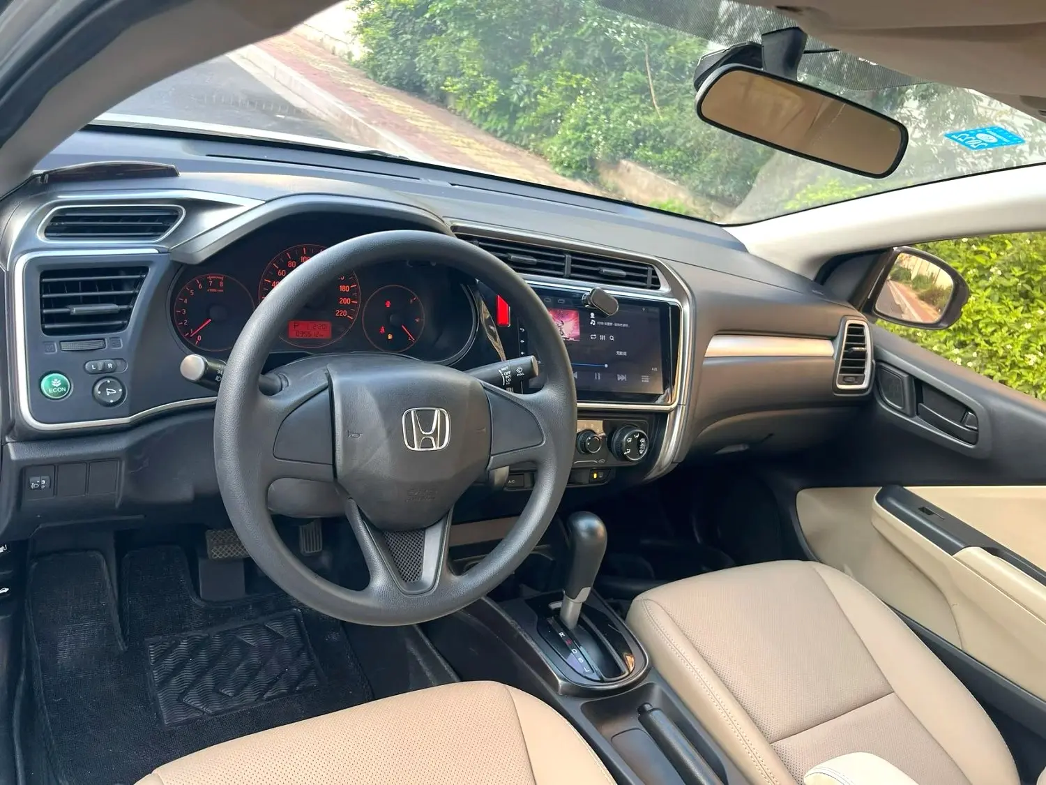 2018 Honda Greiz - Main View