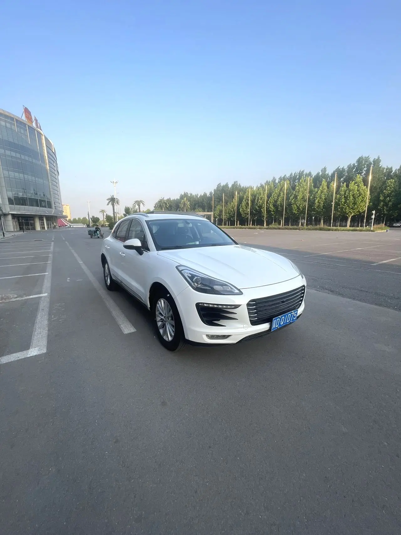 2017 Zotye SR9 - Main View