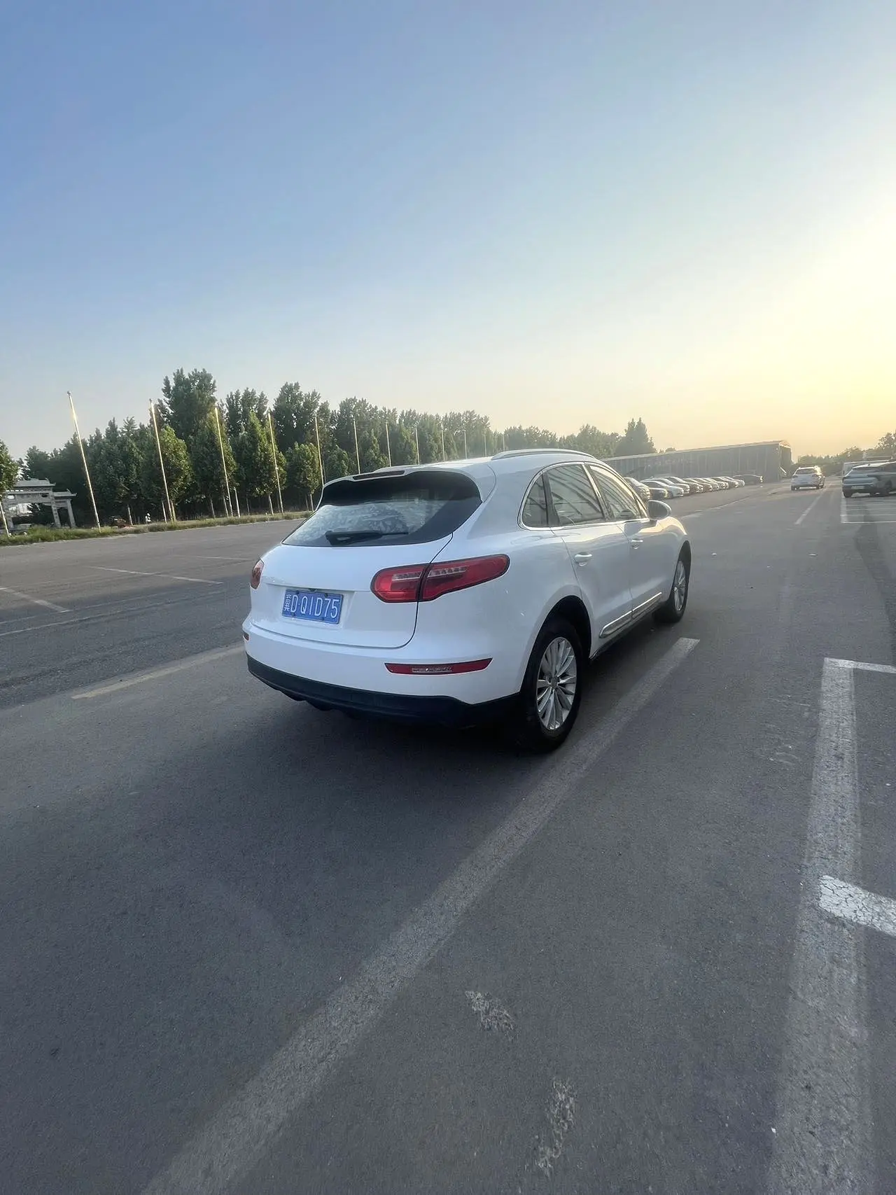 2017 Zotye SR9 - Main View