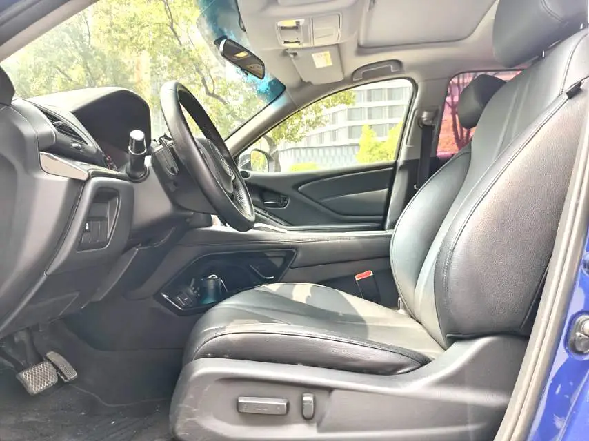 2017 Acura CDX - Main View