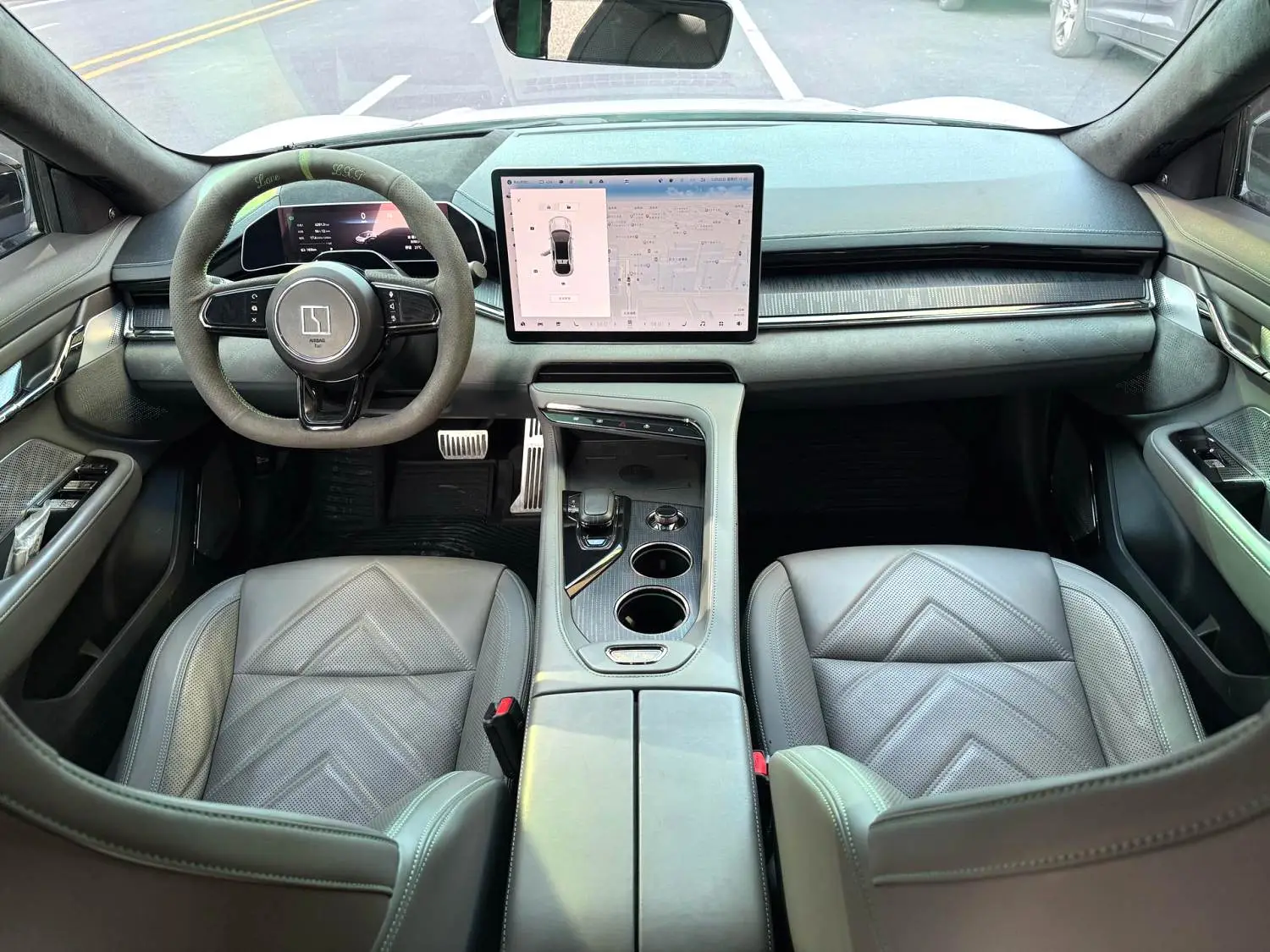 2022 Zeekr 001 - Main View