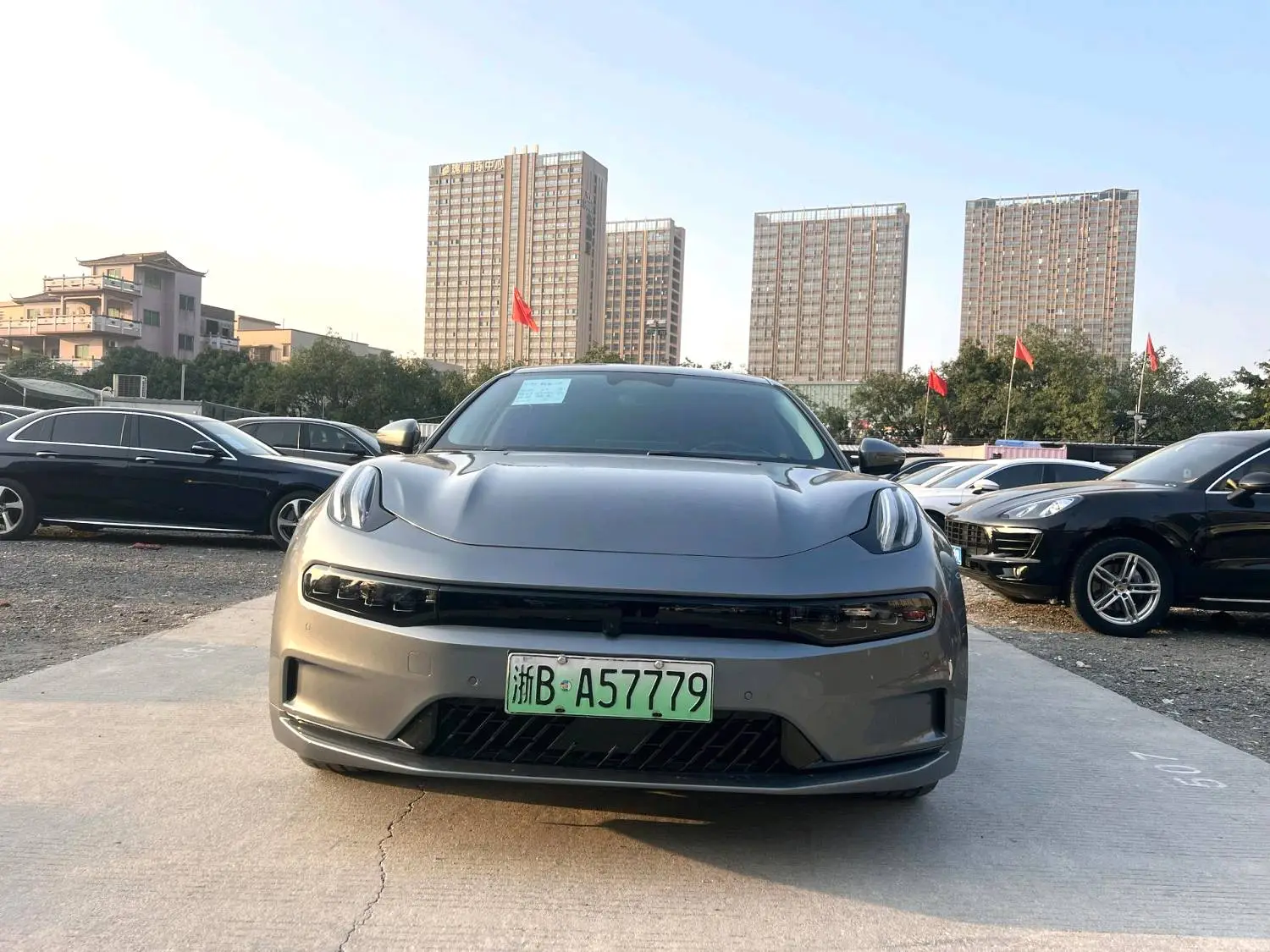 2022 Zeekr 001 - Main View