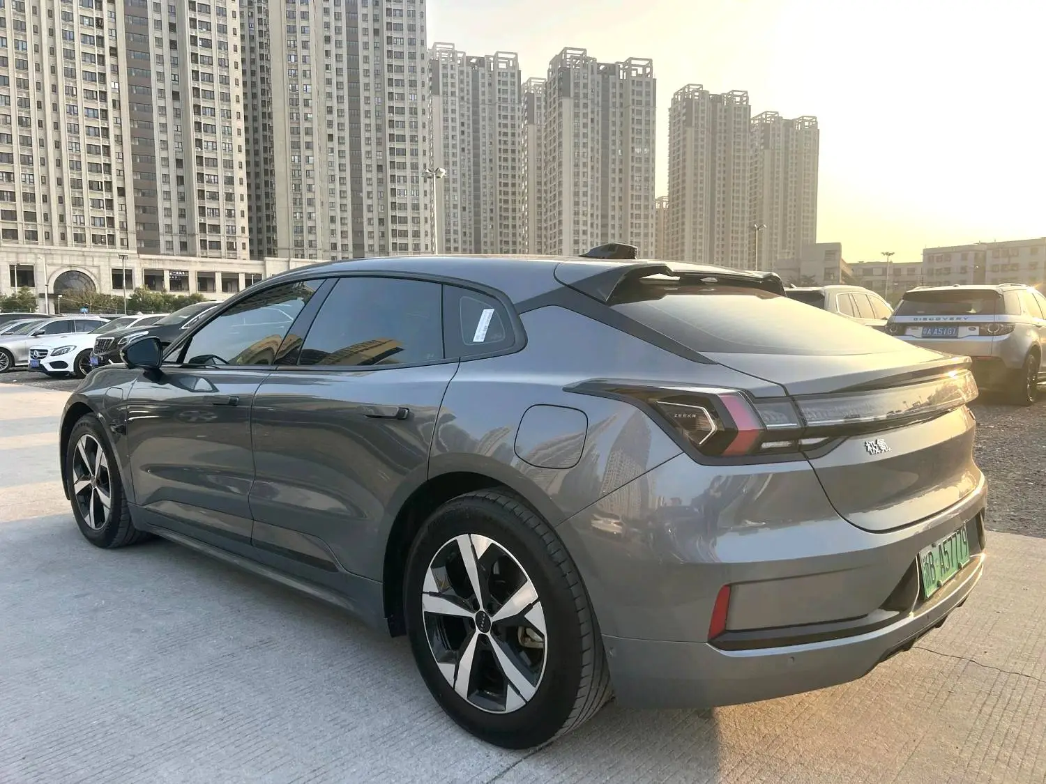 2022 Zeekr 001 - Main View