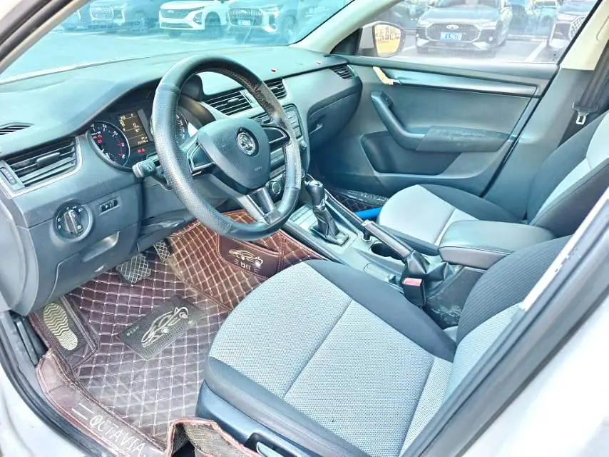 2018 Skoda Octavia - Main View