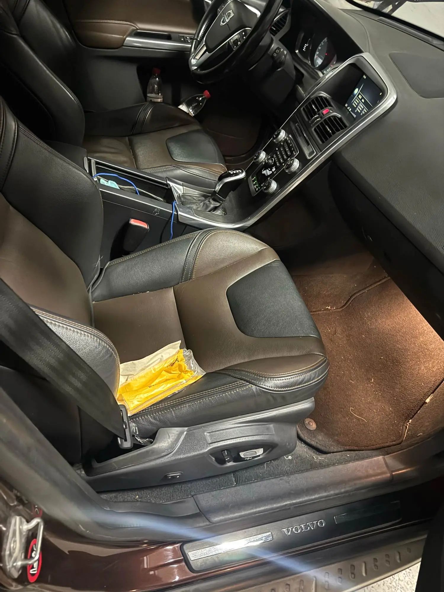 2014 Volvo XC60 - Main View