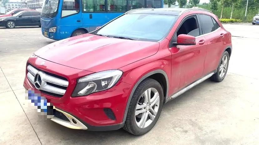 2016 Benz GLA 200 - Main View