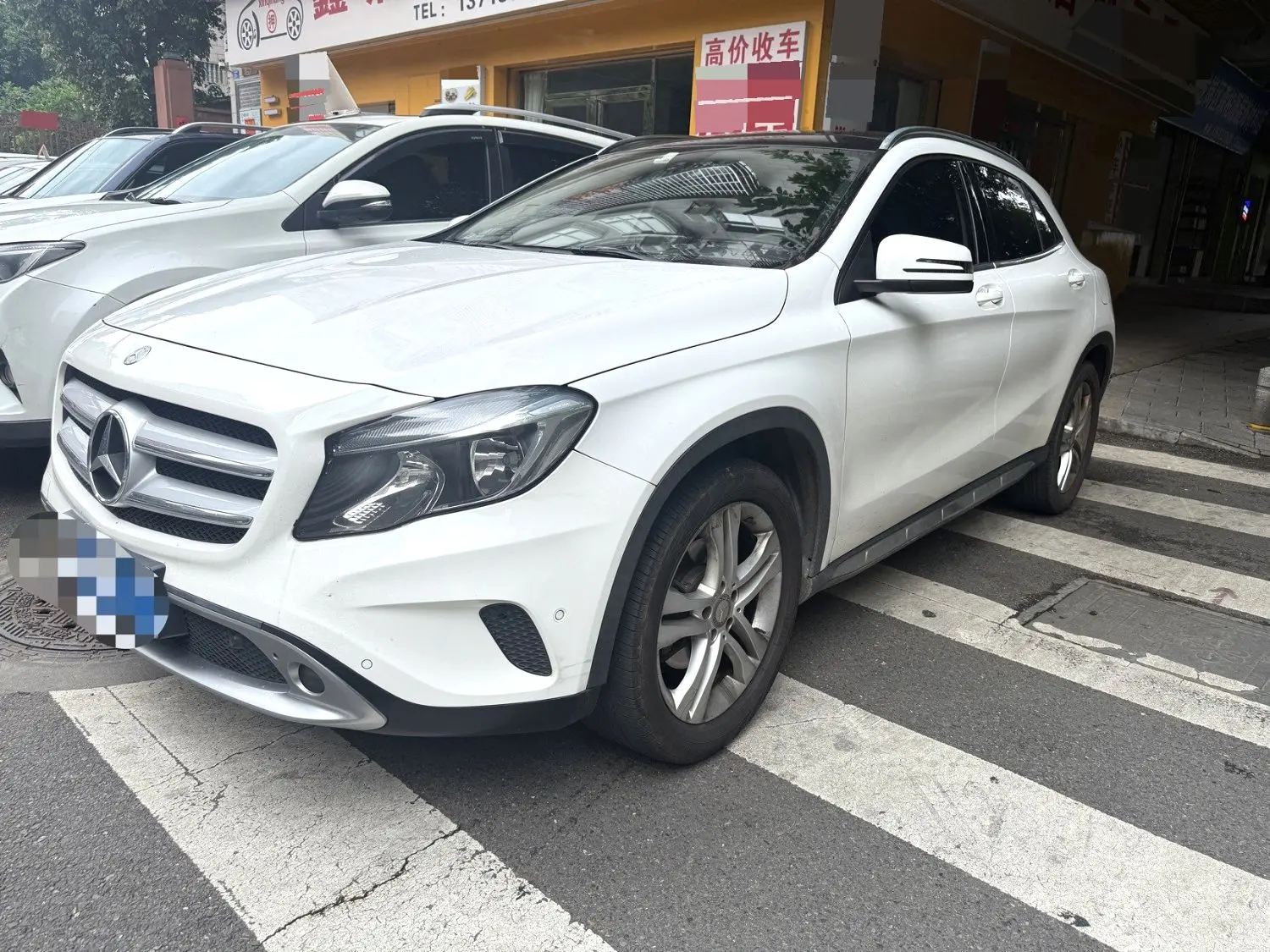 2016 Benz GLA 200 - Main View