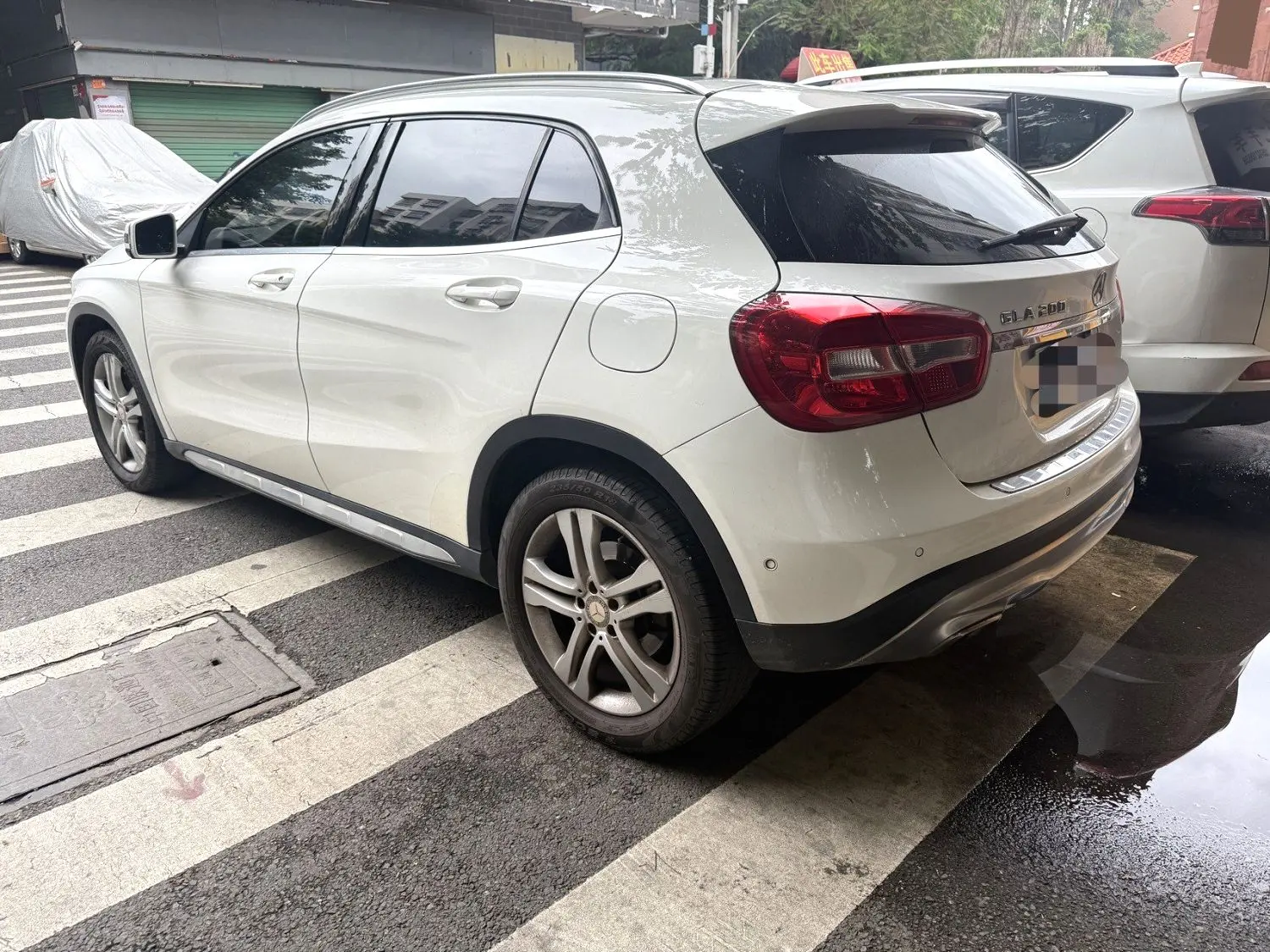 2016 Benz GLA 200 - Main View