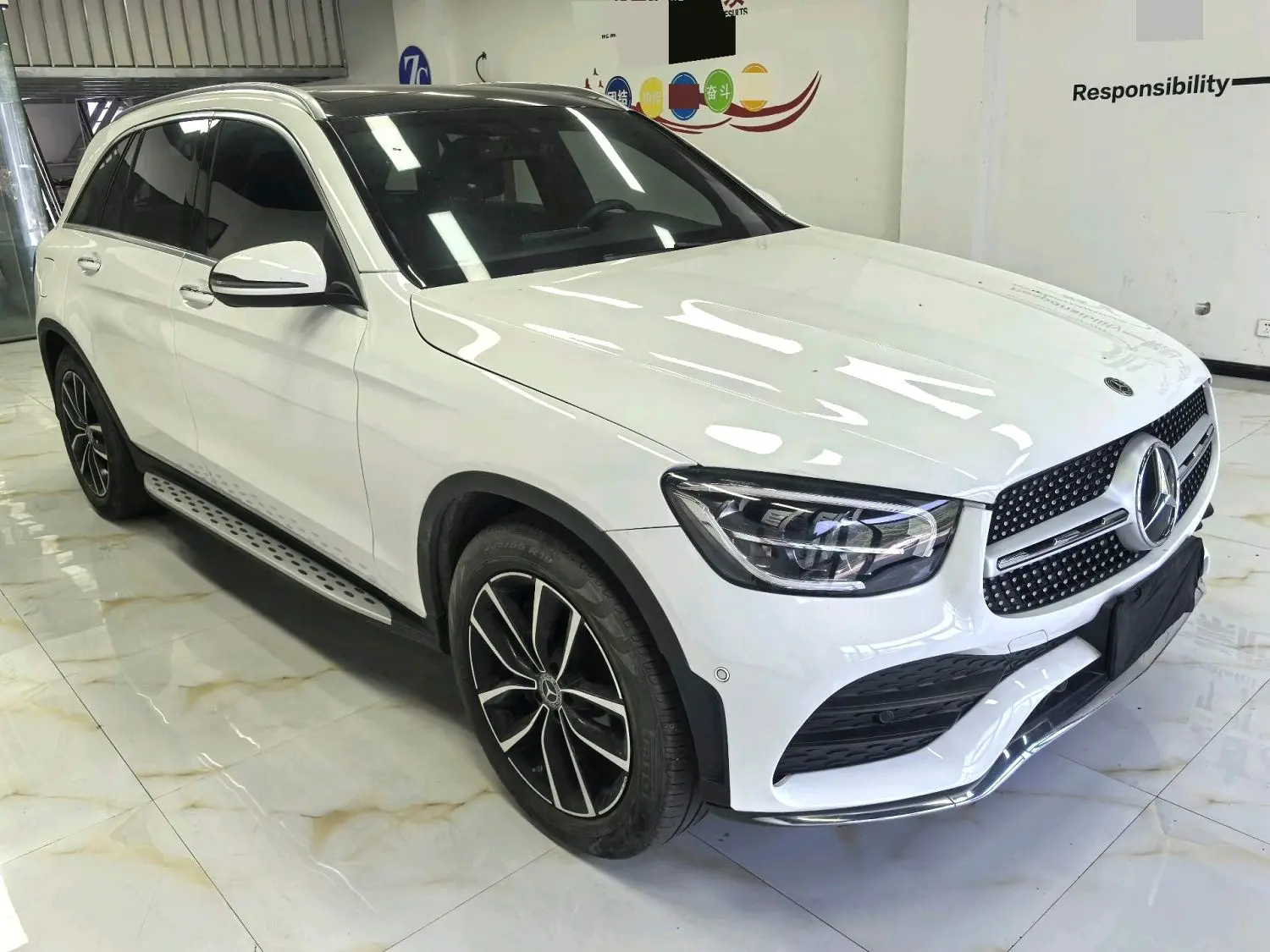 2020 Benz GLC 260L - Main View