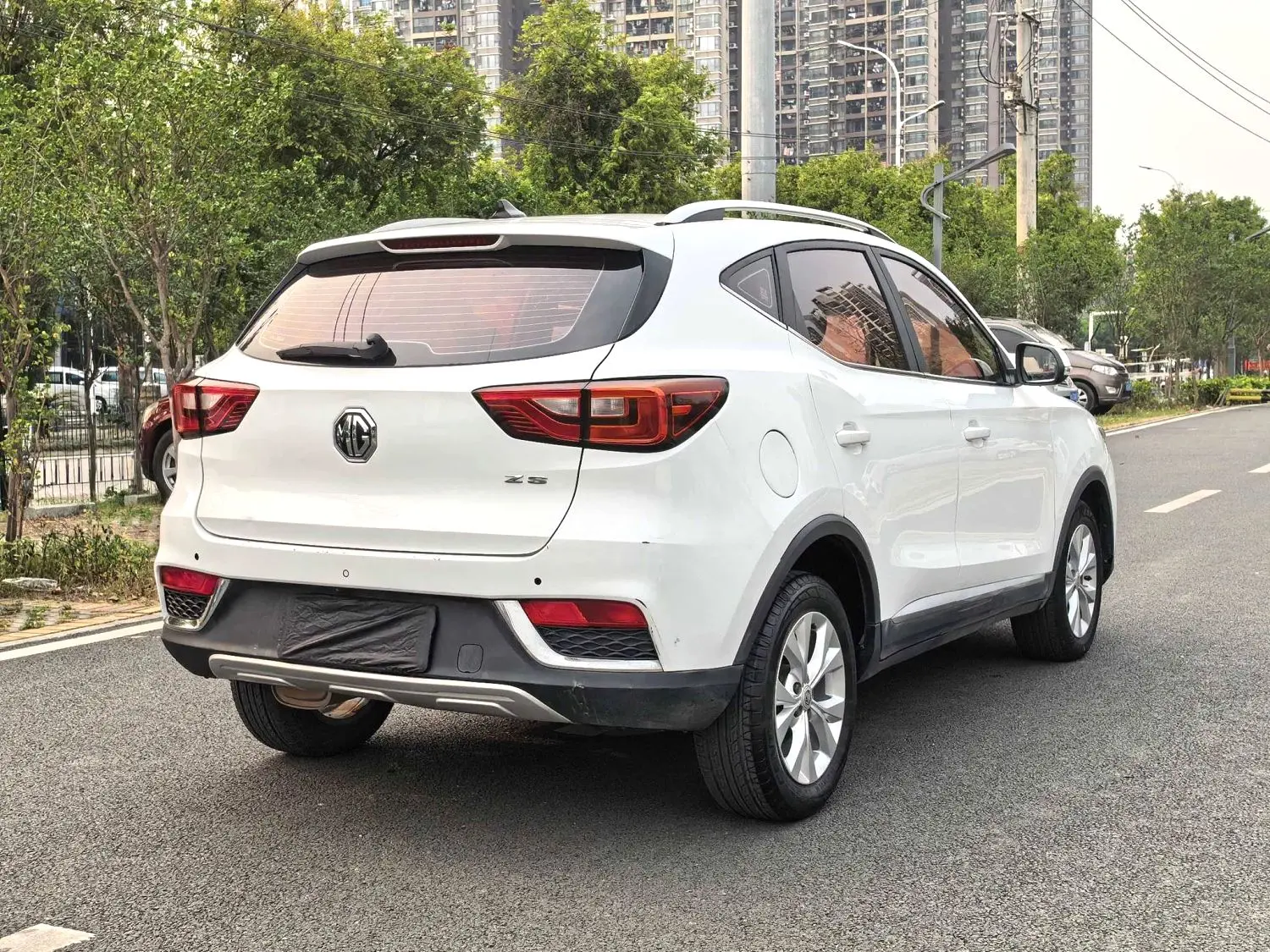 2017 MG ZS - Main View