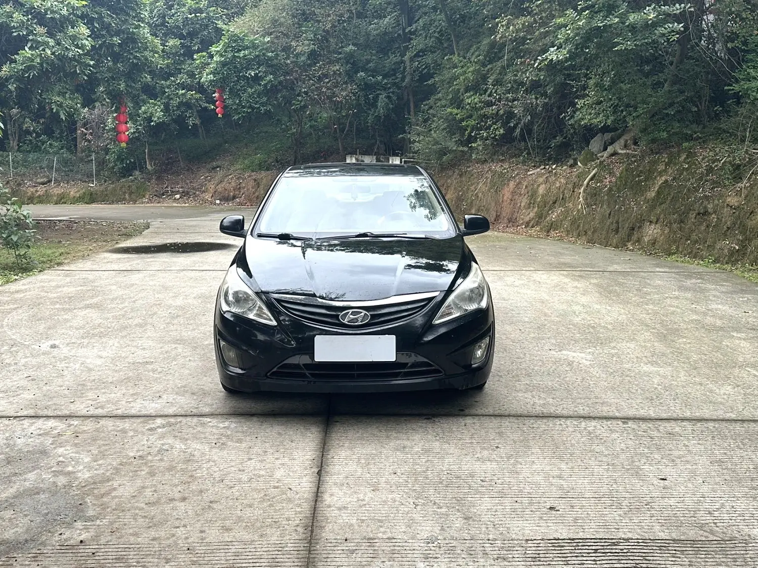2010 Hyundai Verna - Main View