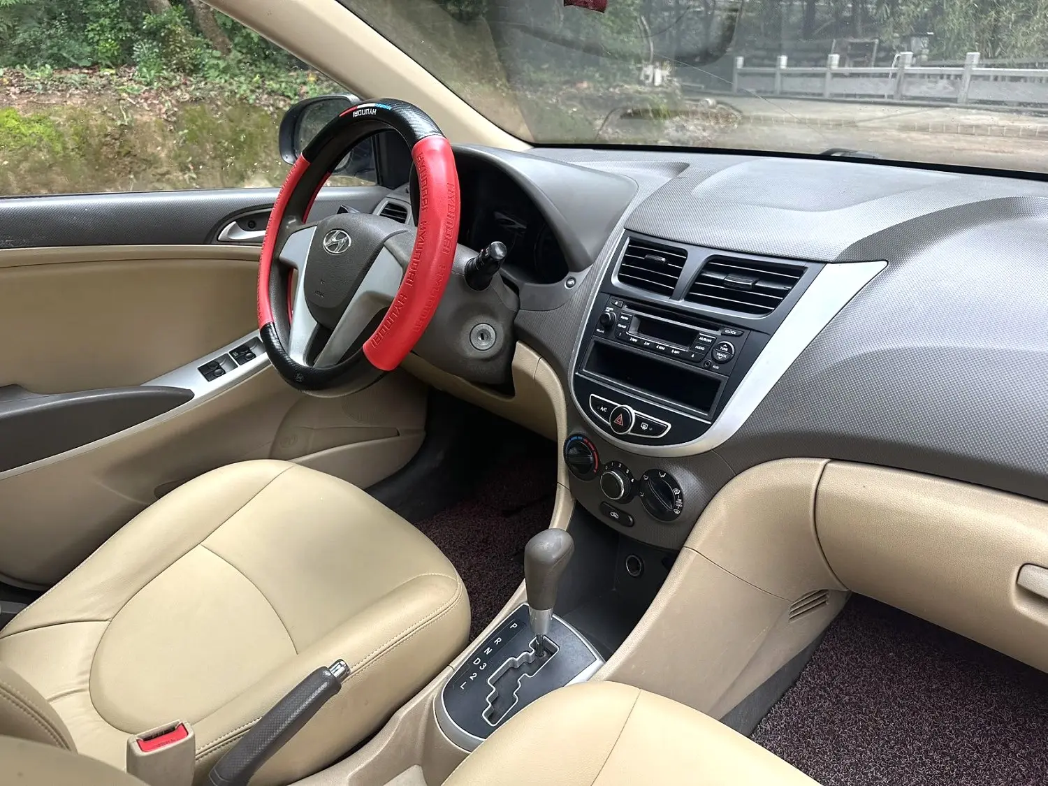 2010 Hyundai Verna - Main View