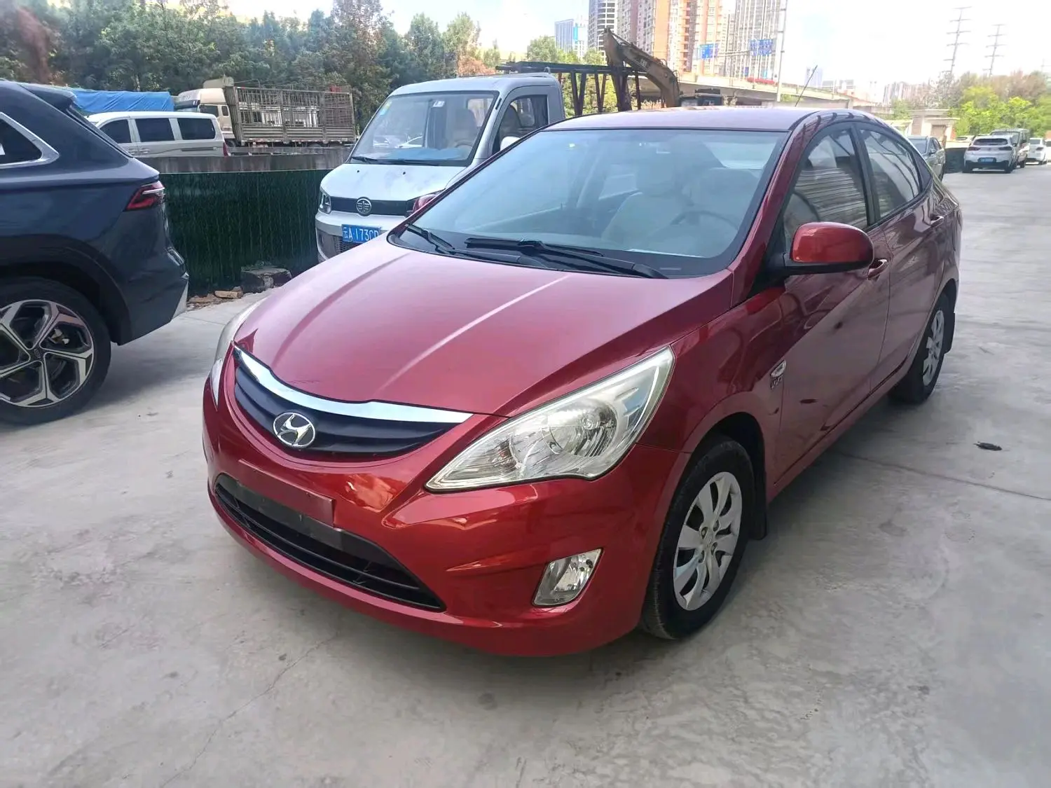 2010 Hyundai Verna - Main View