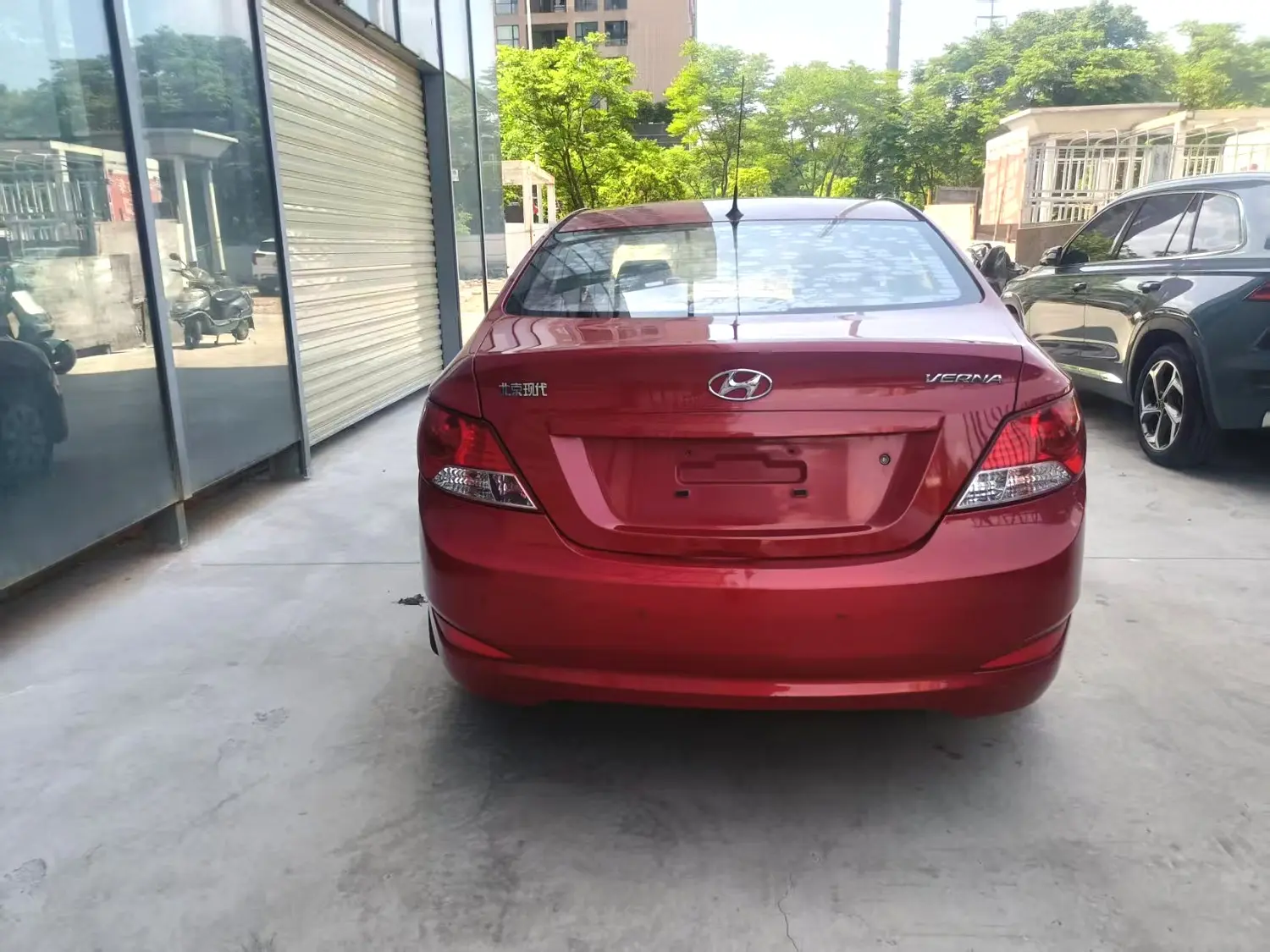2010 Hyundai Verna - Main View