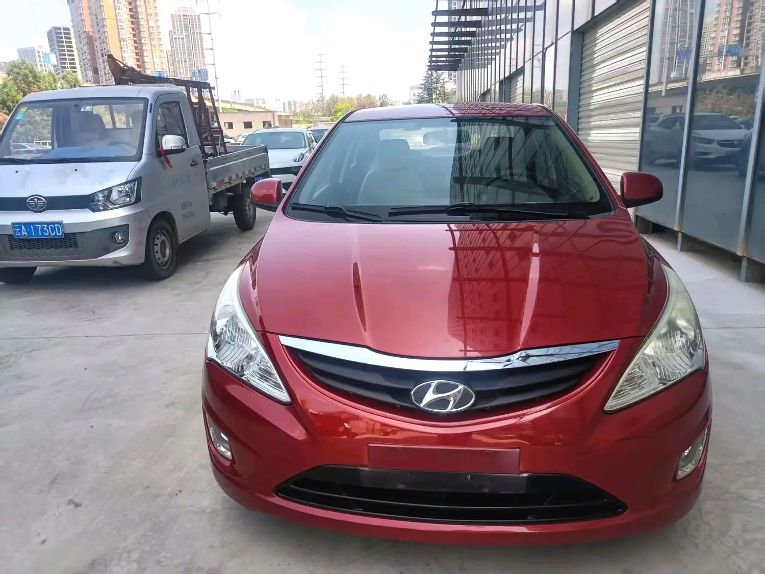 2010 Hyundai Verna - Main View