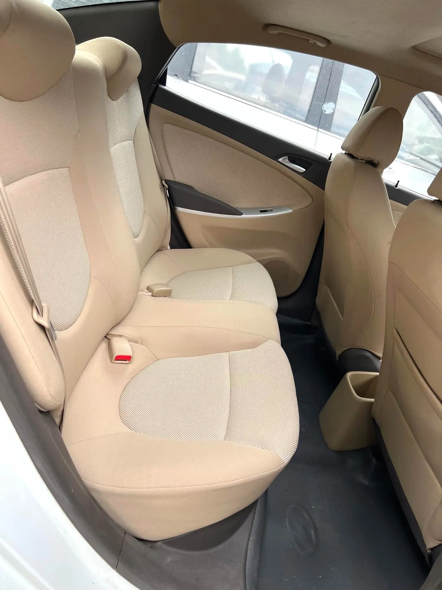 2010 Hyundai Verna - Main View