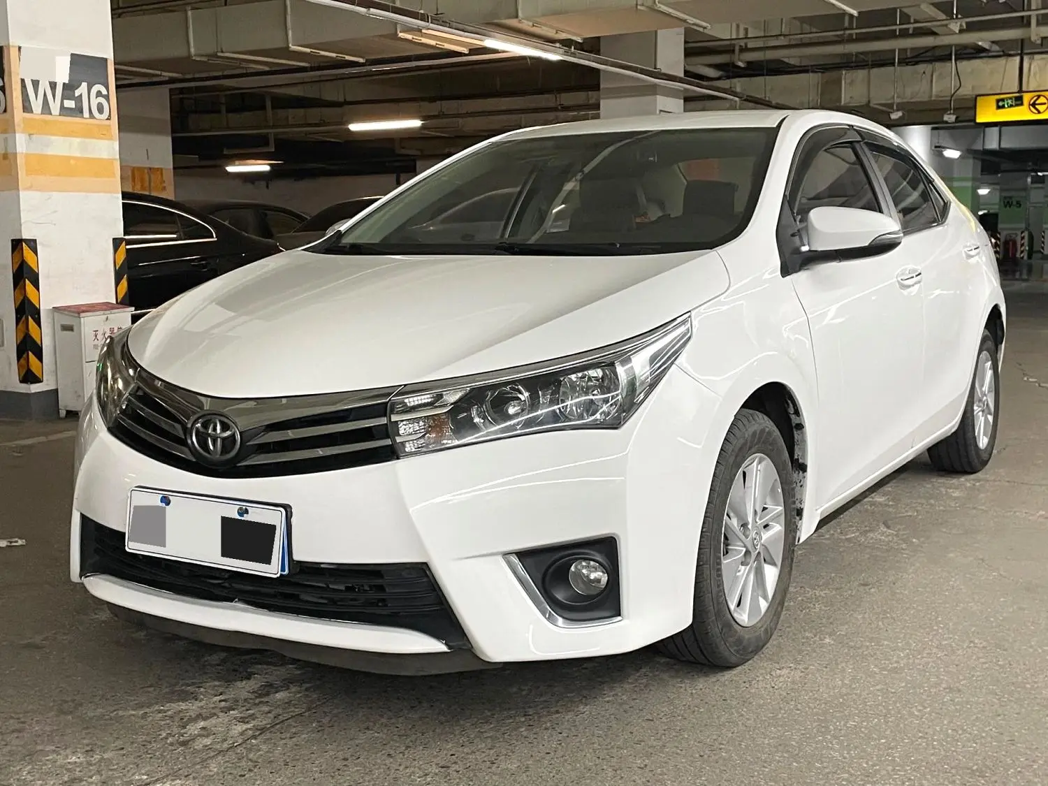 2016 Toyota Corolla - Main View