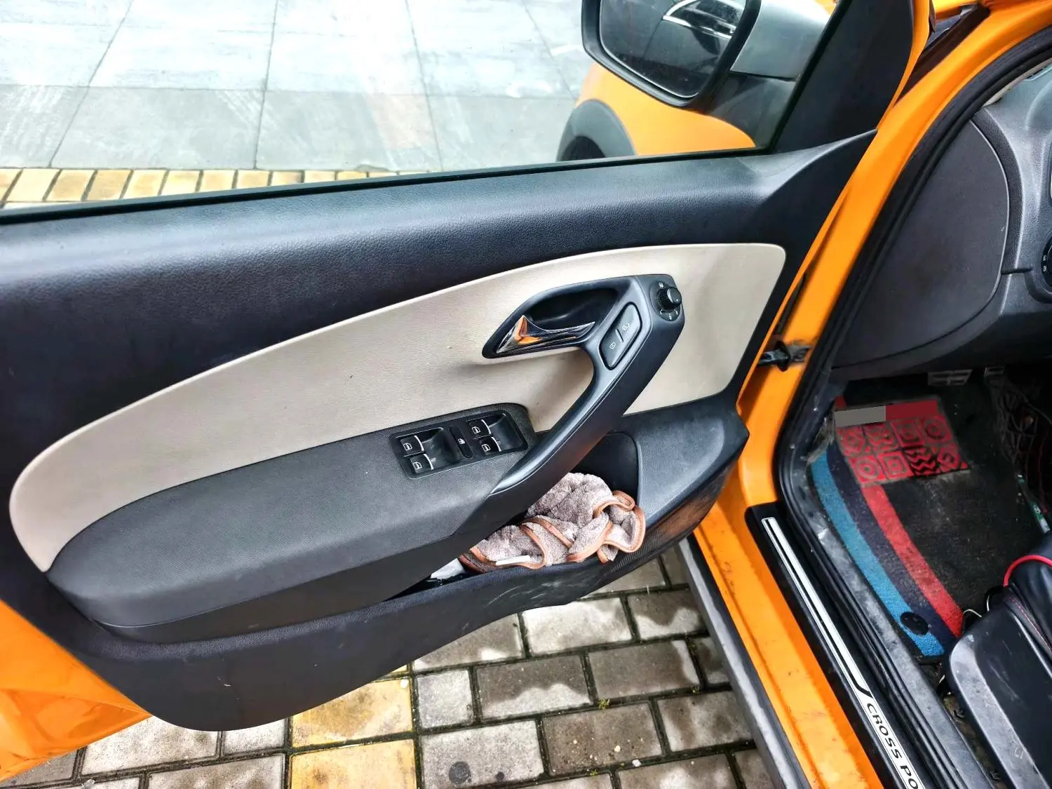 2012 VW Polo - Main View