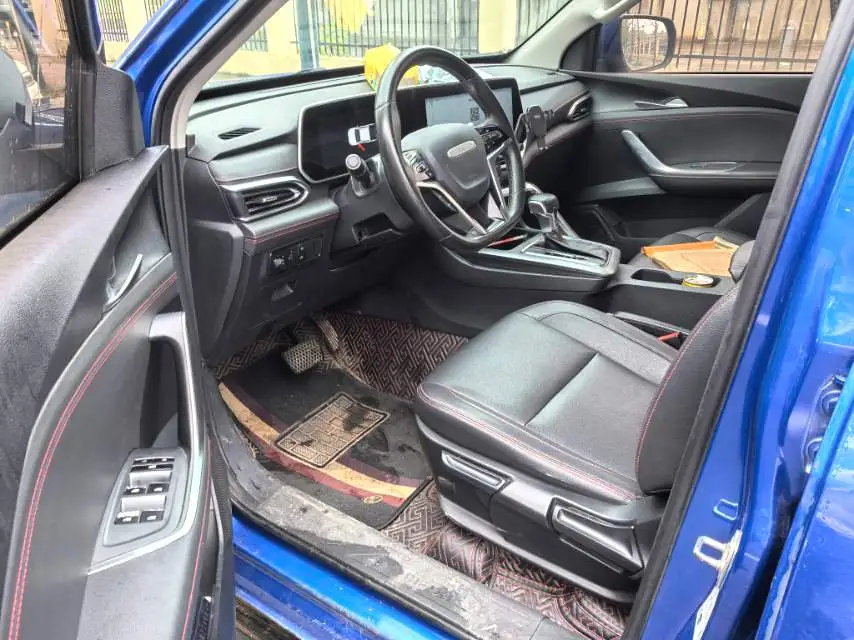 2021 Maxus T90 - Main View