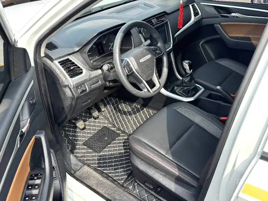 2021 Maxus T90 - Main View
