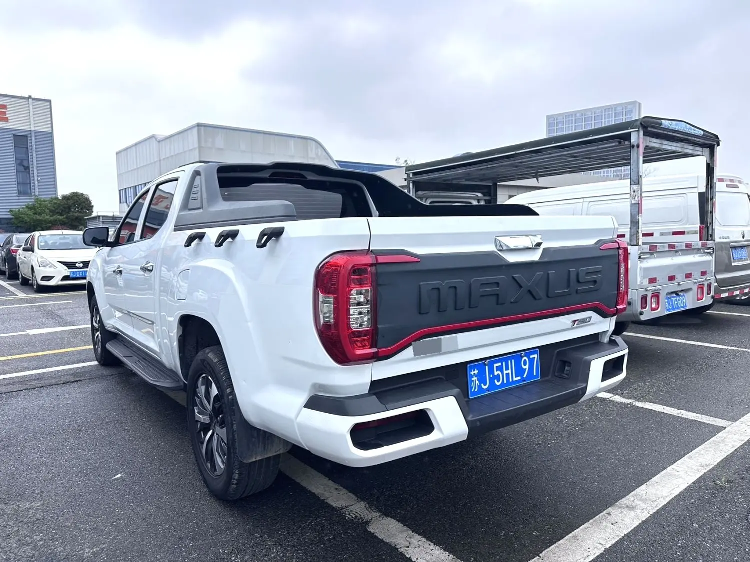 2021 Maxus T90 - Main View