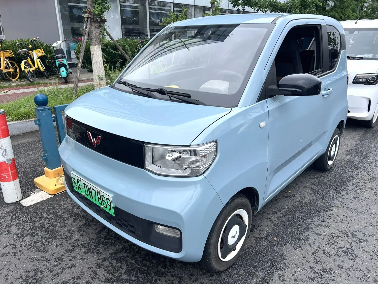 2022 Wuling Hongguang MINI EV - Main View