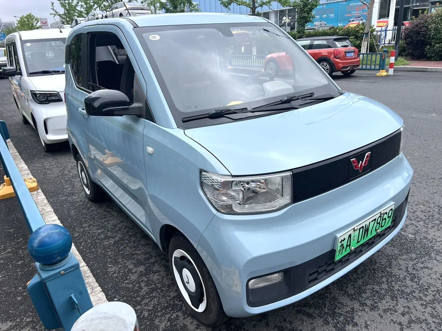 2022 Wuling Hongguang MINI EV - Main View